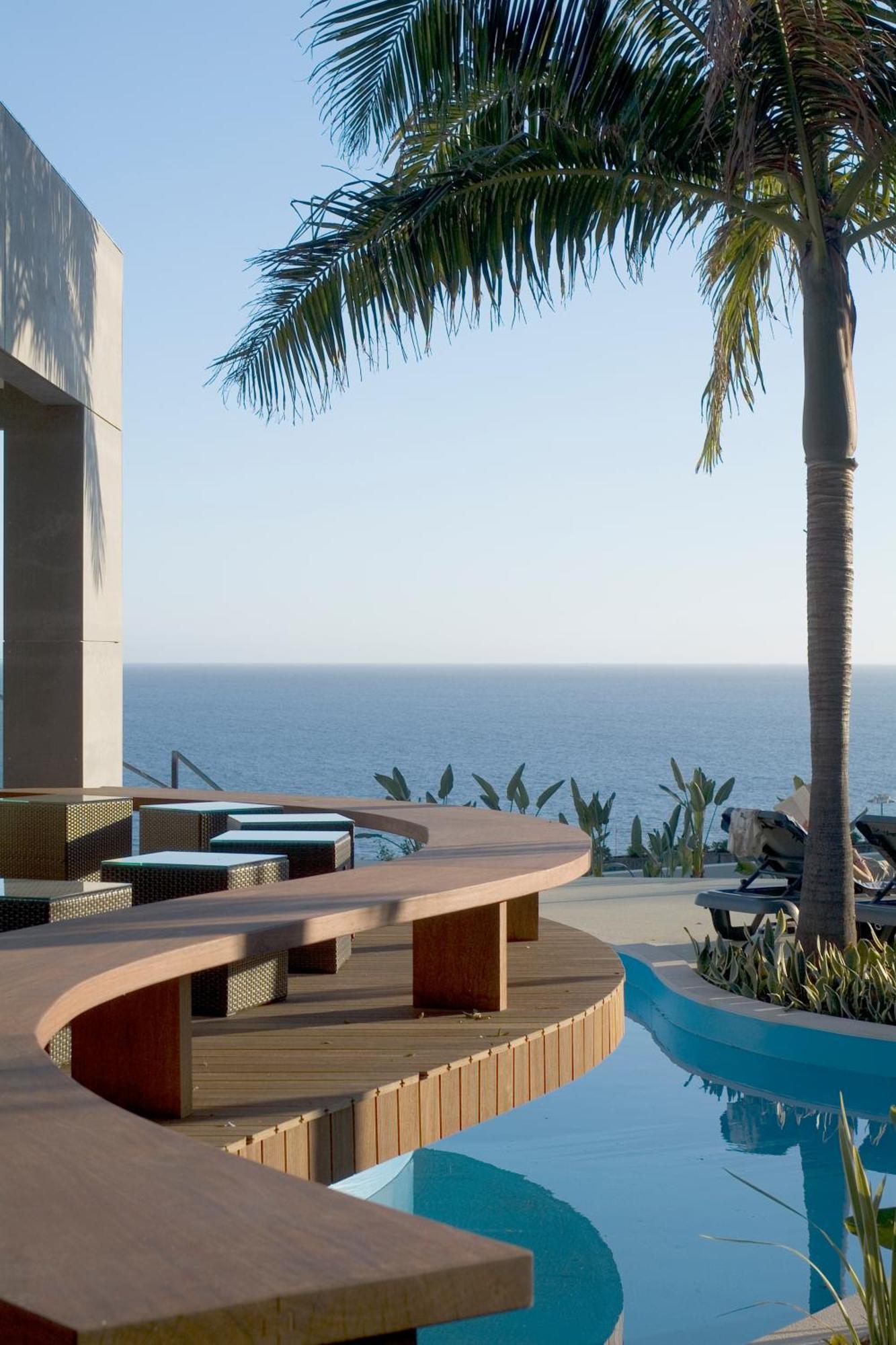 فندق وكازينو بيستانا كازينو بارك فونشال المظهر الخارجي الصورة The beach at the Four Seasons Resort