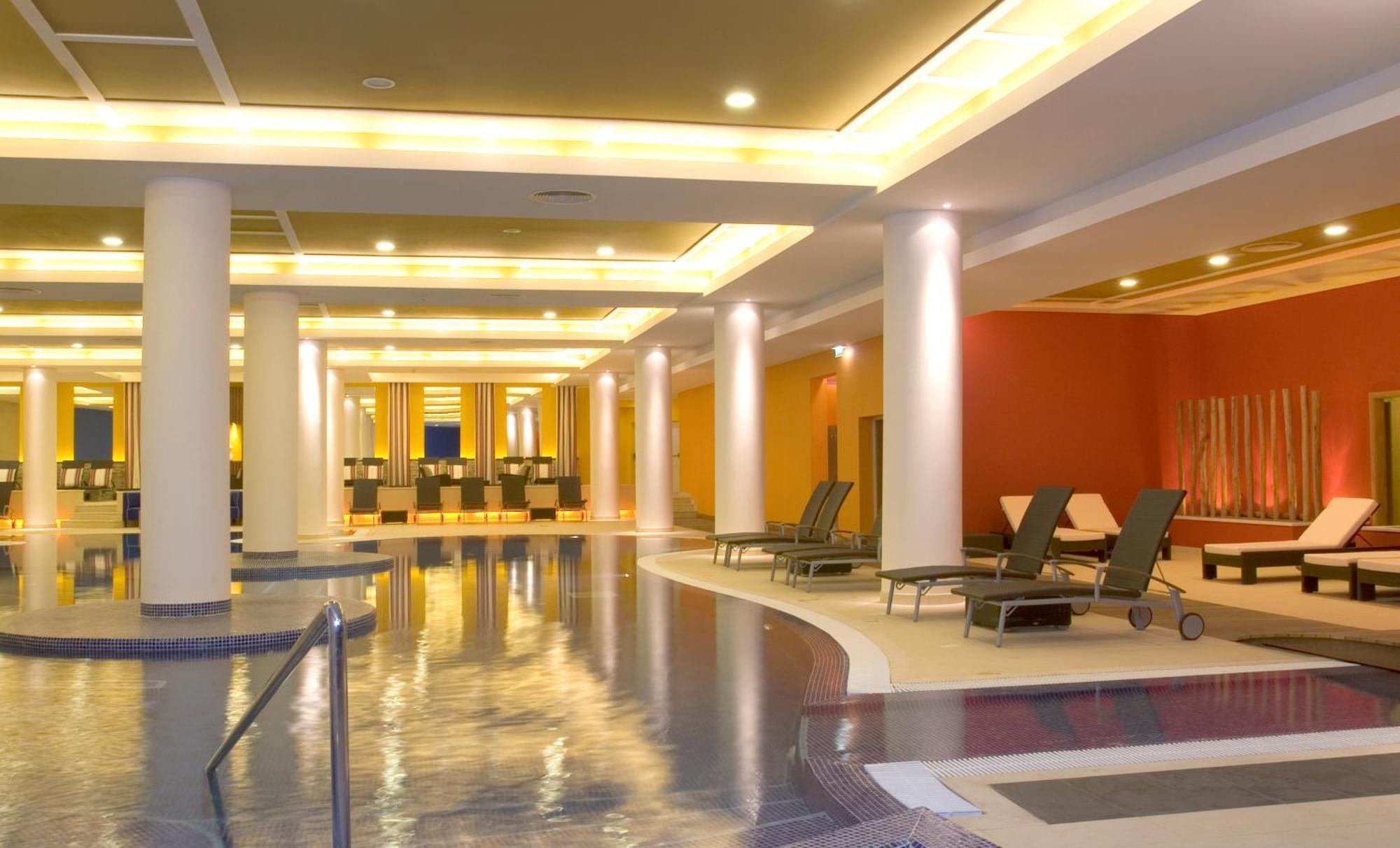 فندق وكازينو بيستانا كازينو بارك فونشال المرافق الصورة The spa at the Grand Hotel