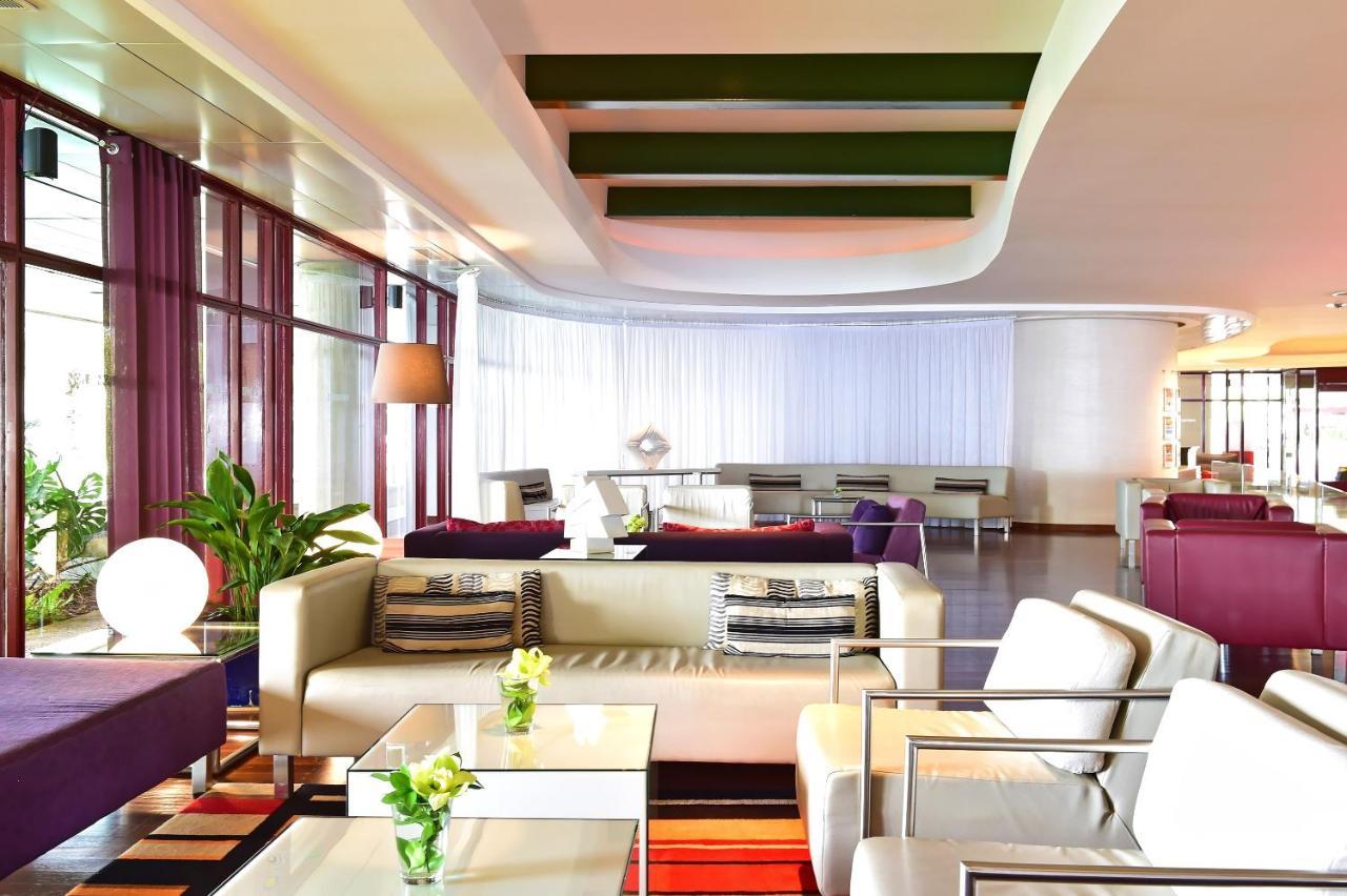 فندق وكازينو بيستانا كازينو بارك فونشال المظهر الخارجي الصورة The lobby of the hotel